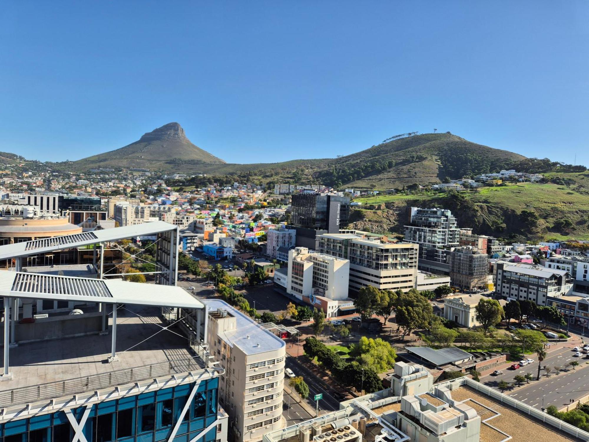 Apartment Luxurious 1 Bedroom Cape Town