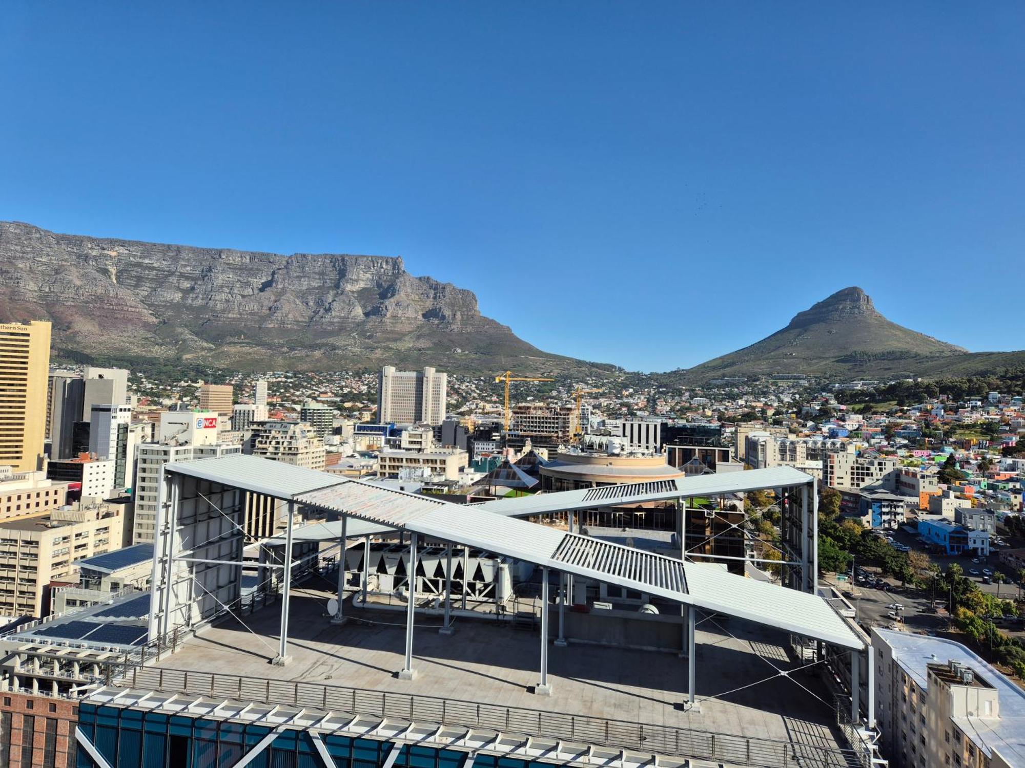 Luxurious 1 Bedroom * Cape Town